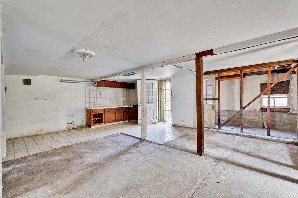 55 Willow Street Property Photo 42