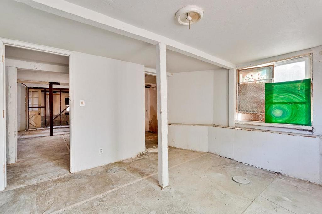 55 Willow Street Property Photo 45