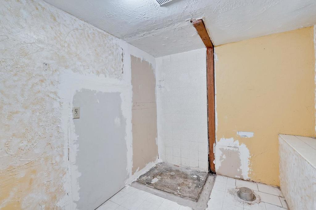 55 Willow Street Property Photo 49