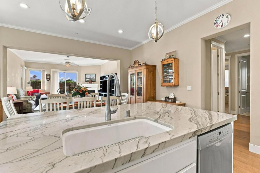 ML82063484 Property Photo 14