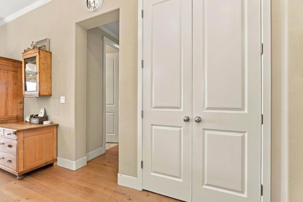 ML82063484 Property Photo 18