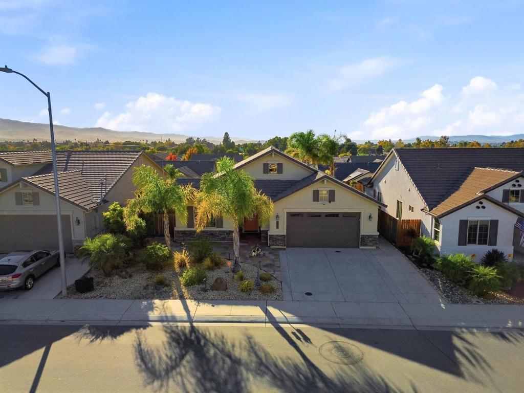 ML82063484 Property Photo 40