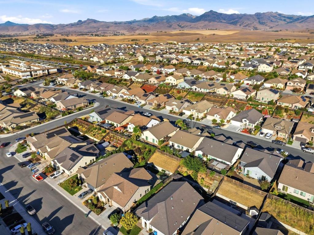 ML82063484 Property Photo 55