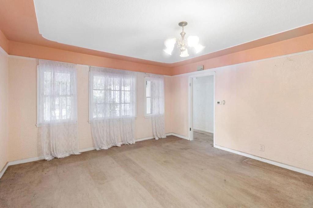 1551 Walters Avenue Property Photo 8