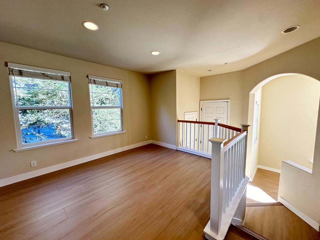 223 Vista Roma Way Property Photo 7