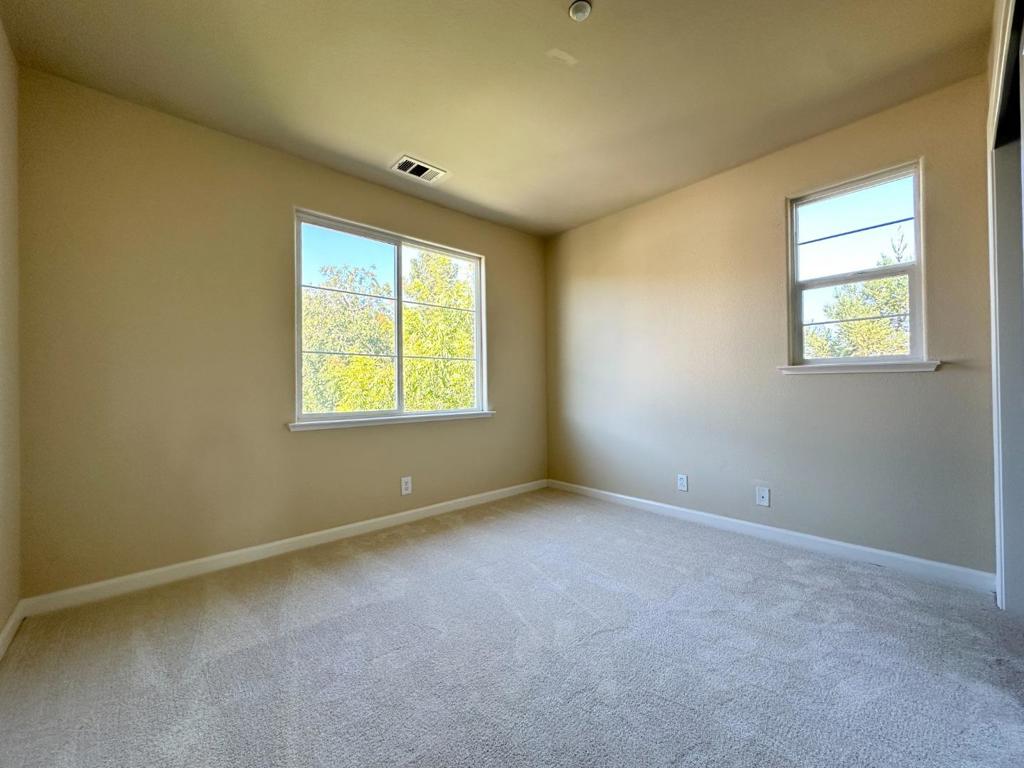 223 Vista Roma Way Property Photo 24