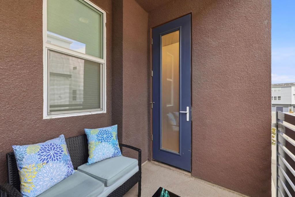 553 Clover Circle Property Photo 24