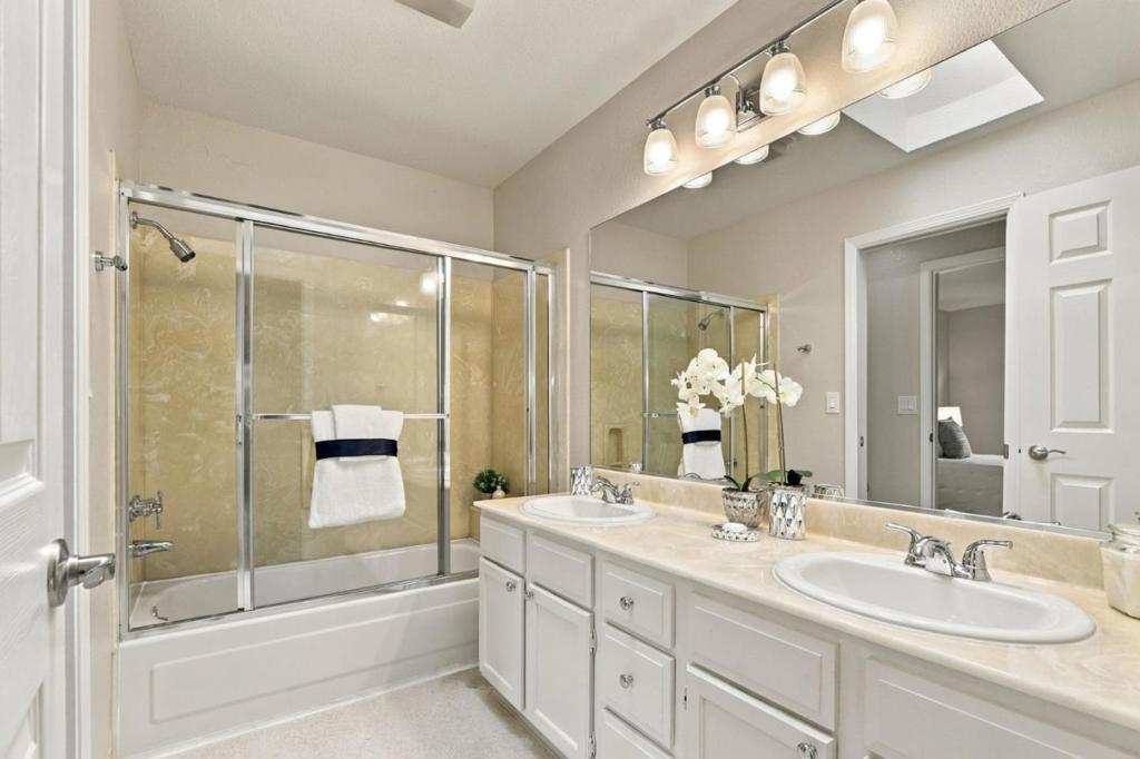 432 Bella Corte Property Photo 29