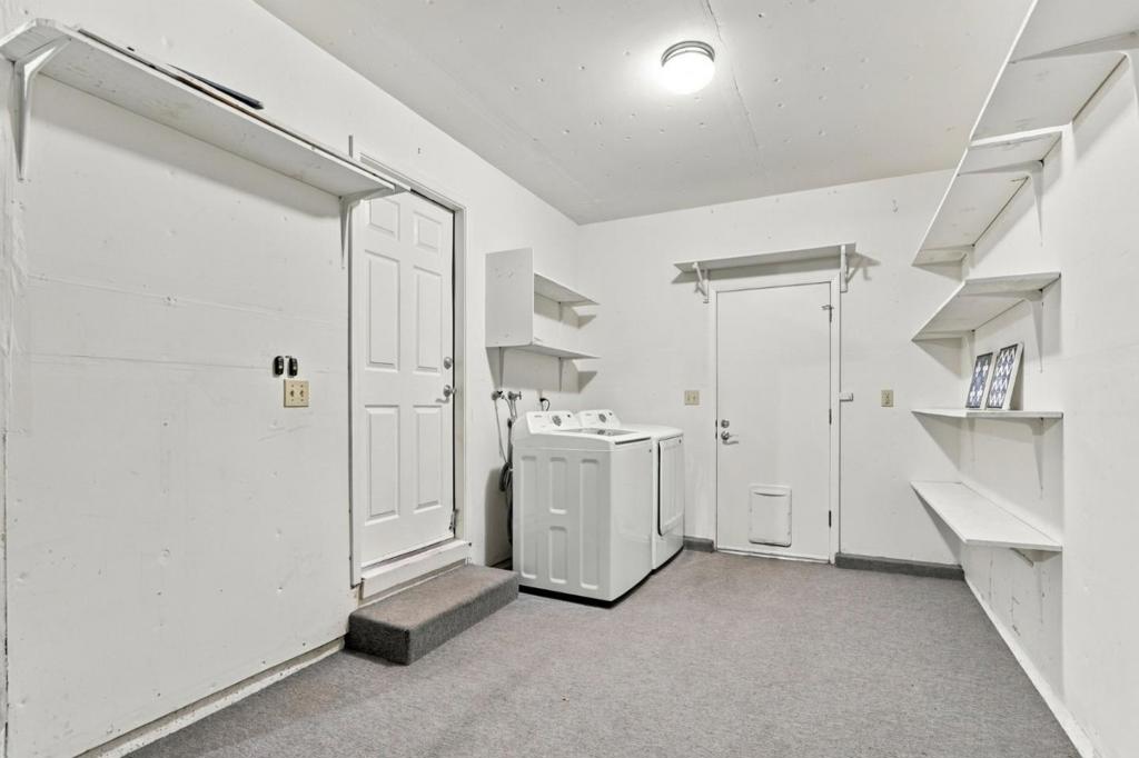 432 Bella Corte Property Photo 32