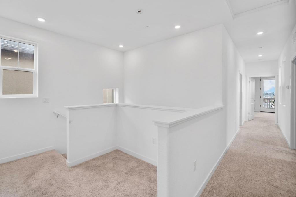 3002 Minaret Way Property Photo 11