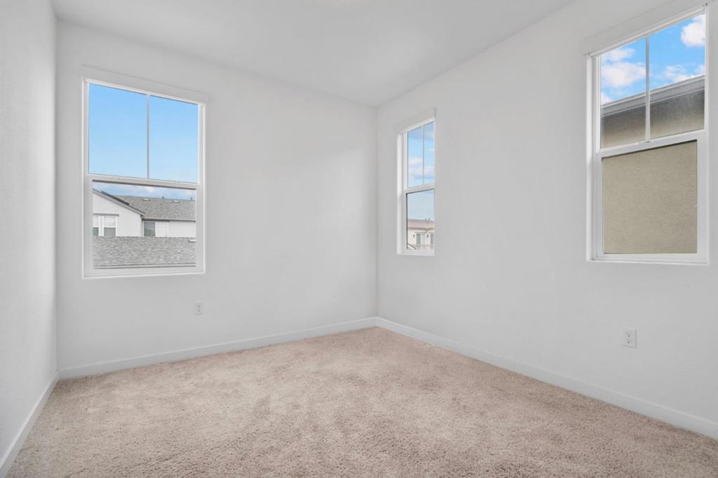 3002 Minaret Way Property Photo 29