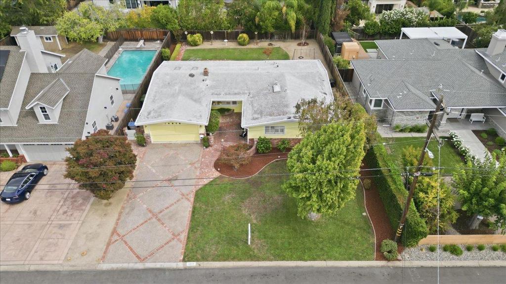 14878 Conway Avenue Property Photo 2
