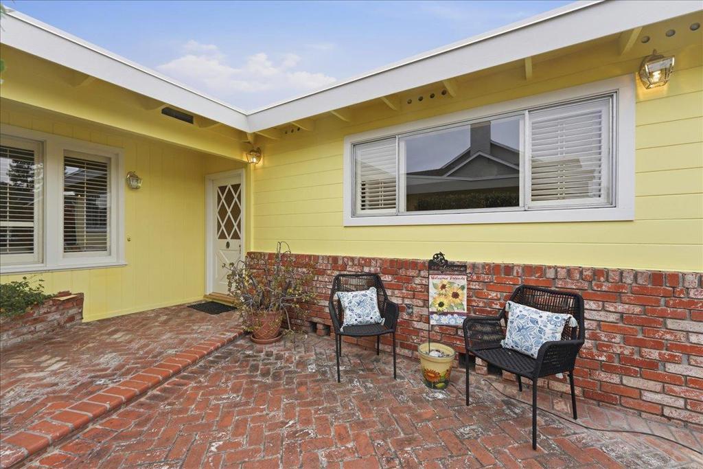 14878 Conway Avenue Property Photo 6