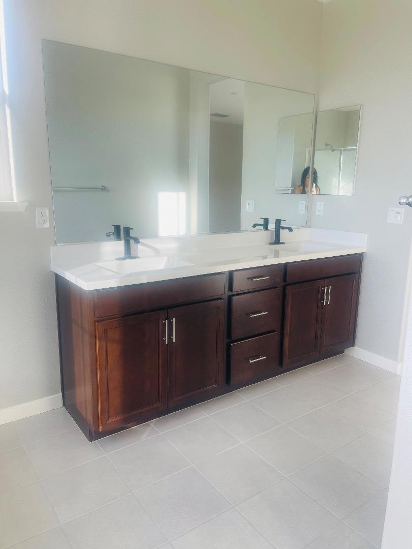 665 Tanoak Court Property Photo 20