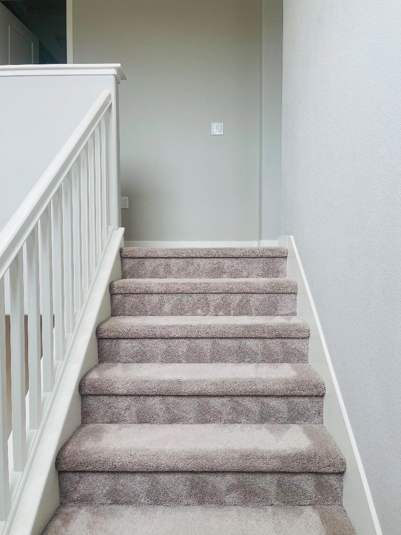 665 Tanoak Court Property Photo 25