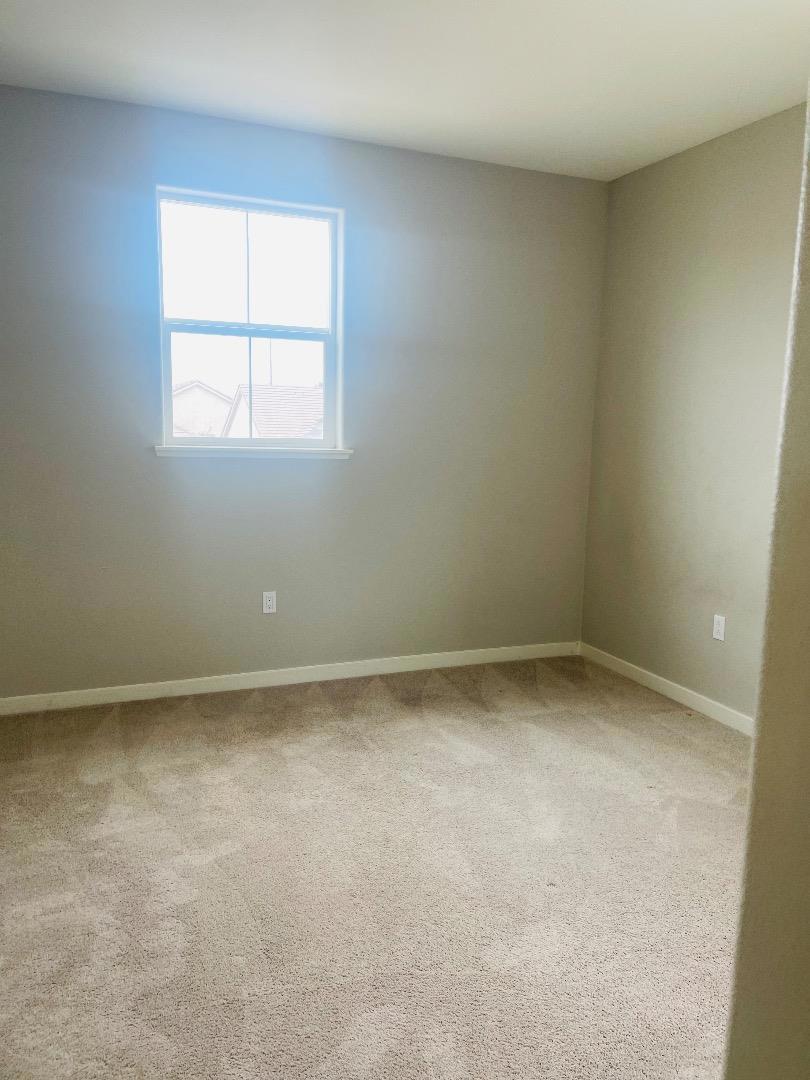 665 Tanoak Court Property Photo 28
