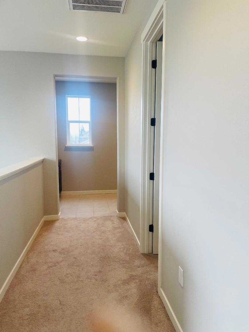 665 Tanoak Court Property Photo 30