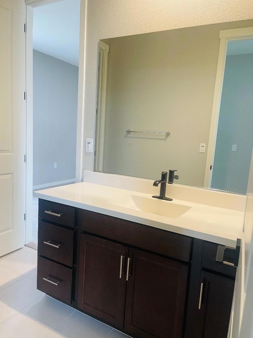 665 Tanoak Court Property Photo 33