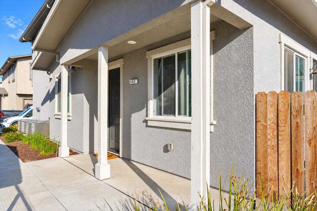 803 Mora Circle Property Photo 1
