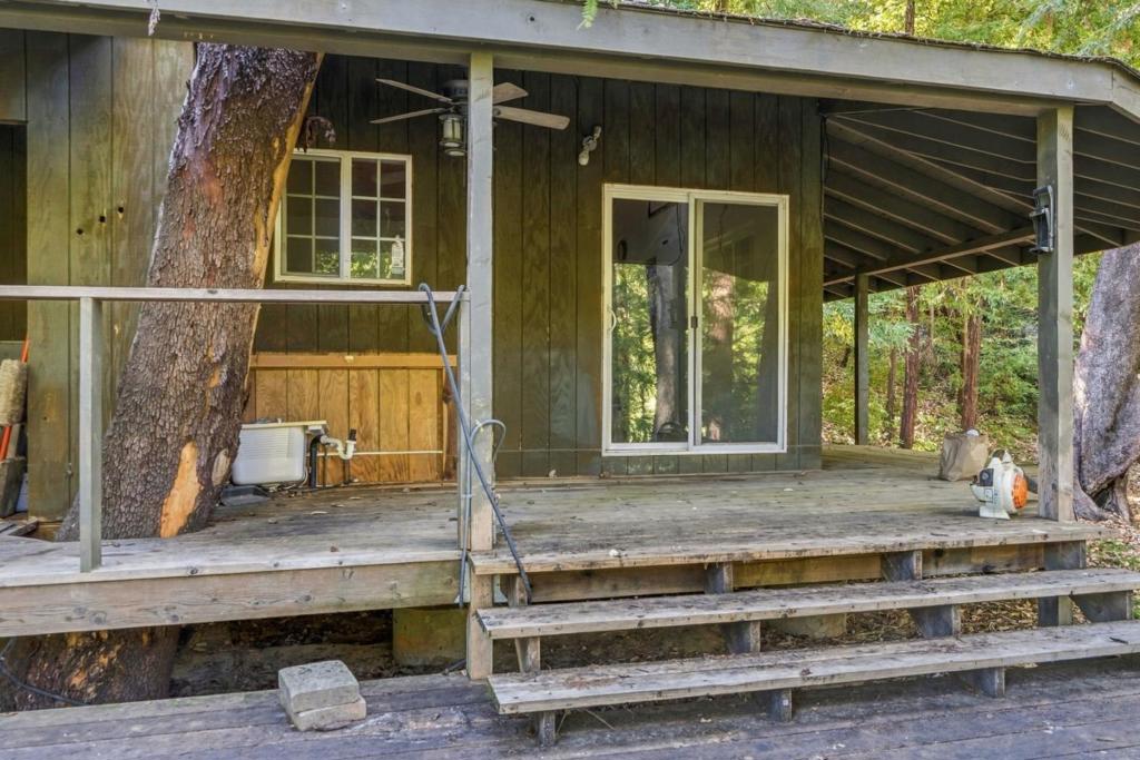 Bear Creek Road Property Photo 8
