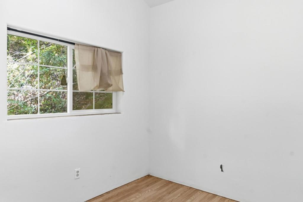 Bear Creek Road Property Photo 10