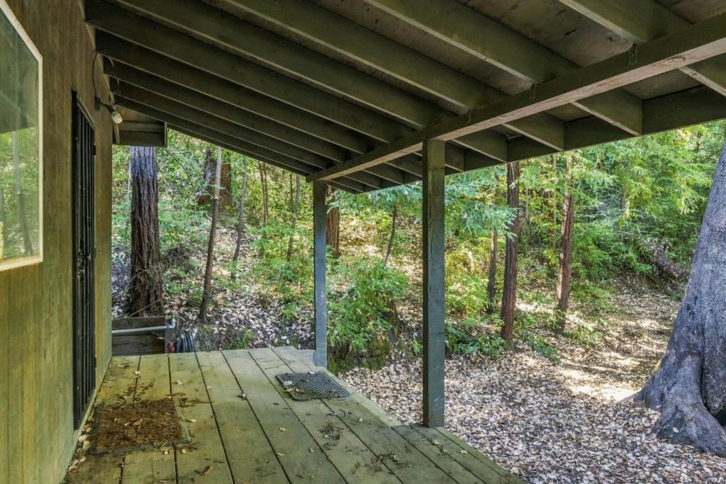 Bear Creek Road Property Photo 14