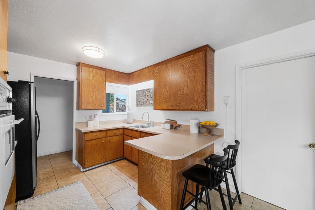910 Golden Gate Ave Avenue Property Photo 11