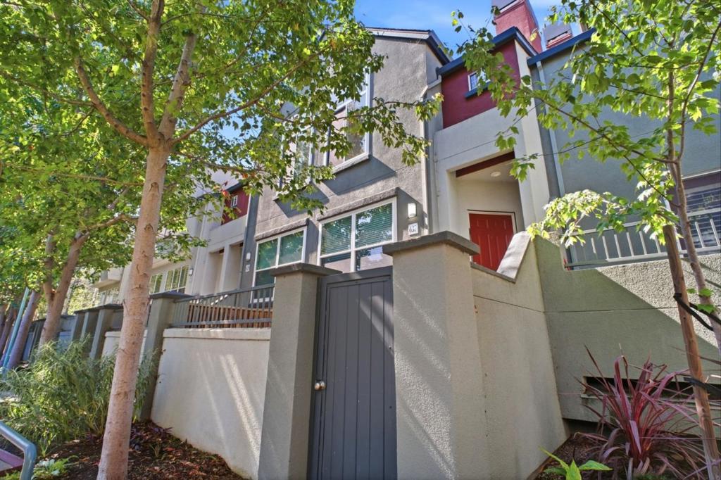 637 Atherton Place 403 Property Photo 1