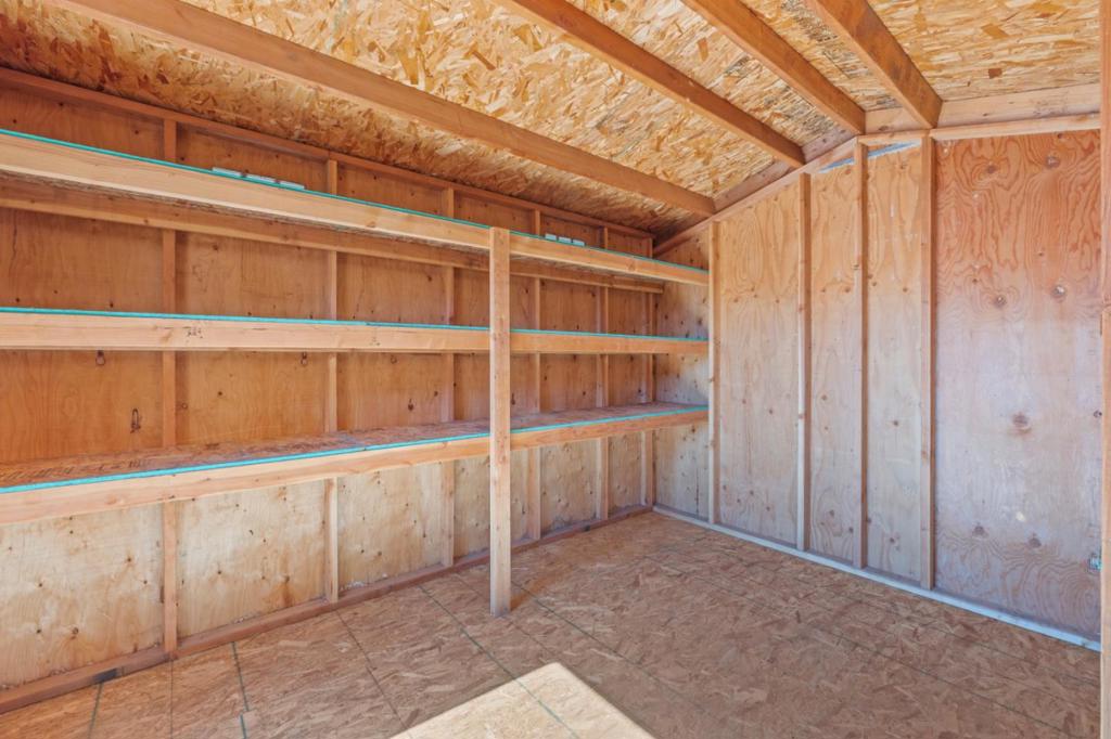 1069 University Avenue Property Photo 21