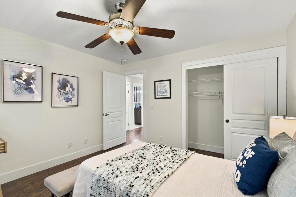 2380 Homestead Road 1103 Property Photo 16