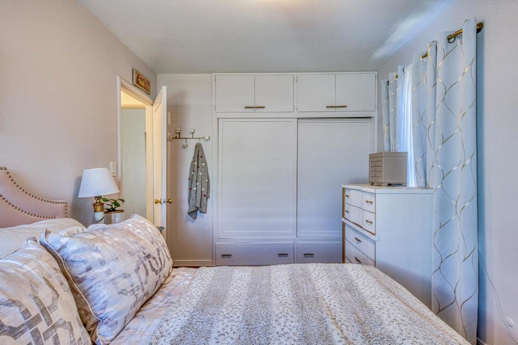 555 Elm Avenue Property Photo 19