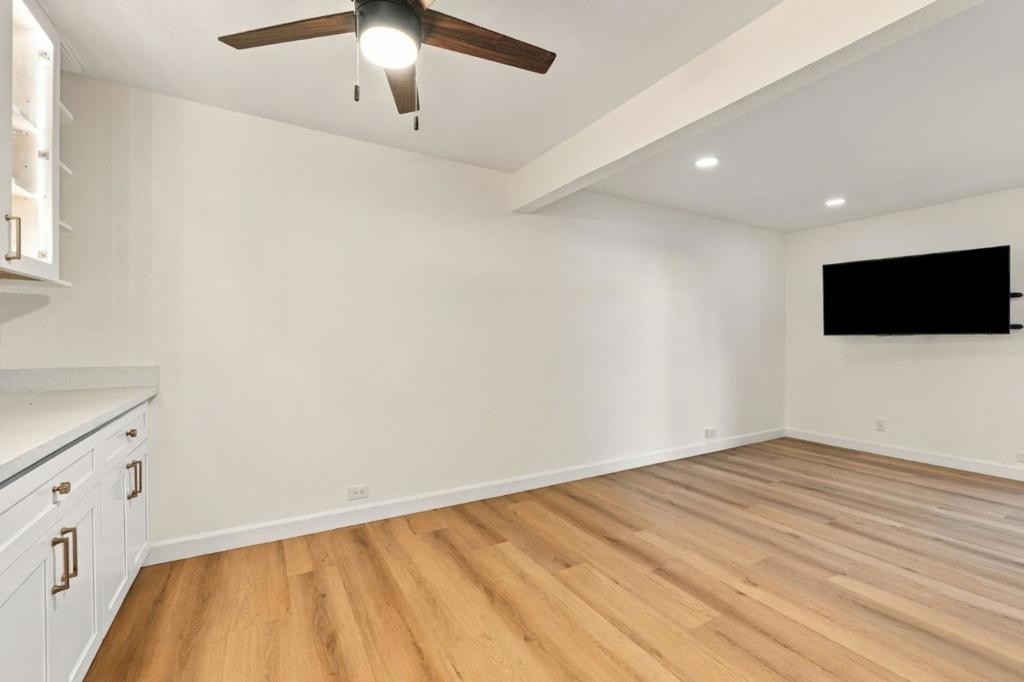 5101 Admiralty Lane Property Photo 26
