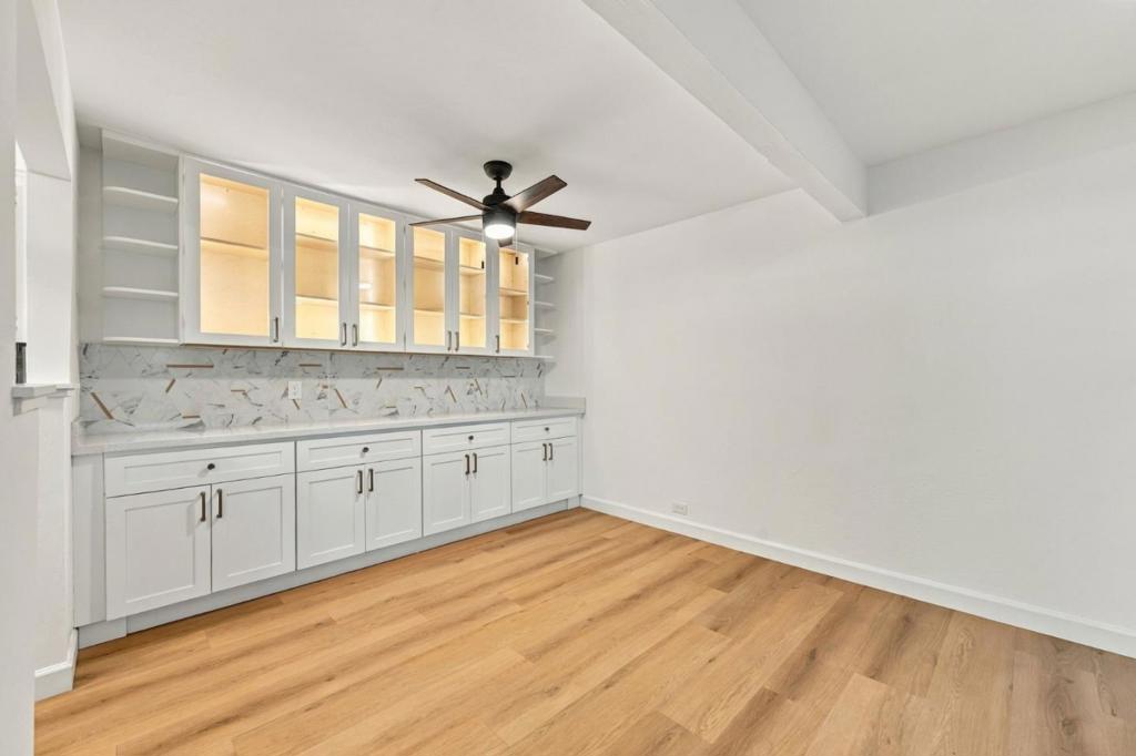 5101 Admiralty Lane Property Photo 37