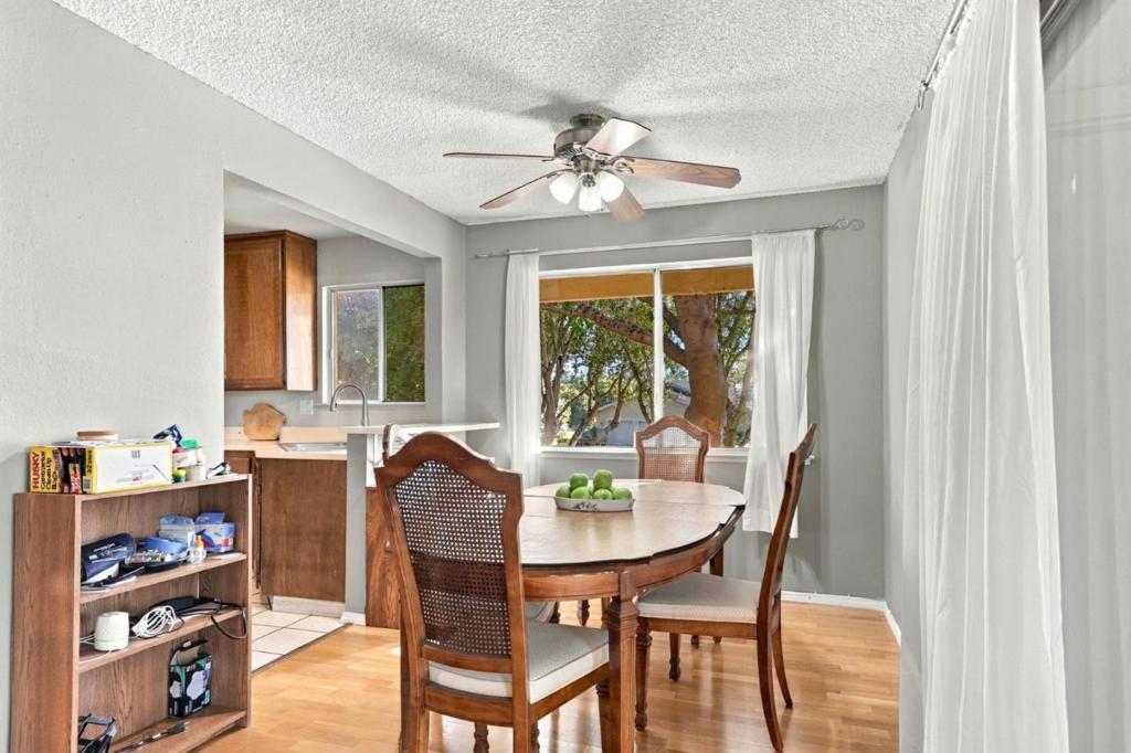1035 Alta Mira Drive A Property Photo 13