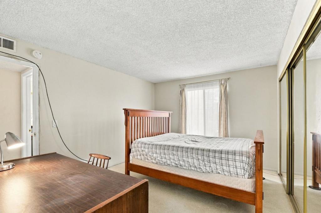 1035 Alta Mira Drive A Property Photo 17