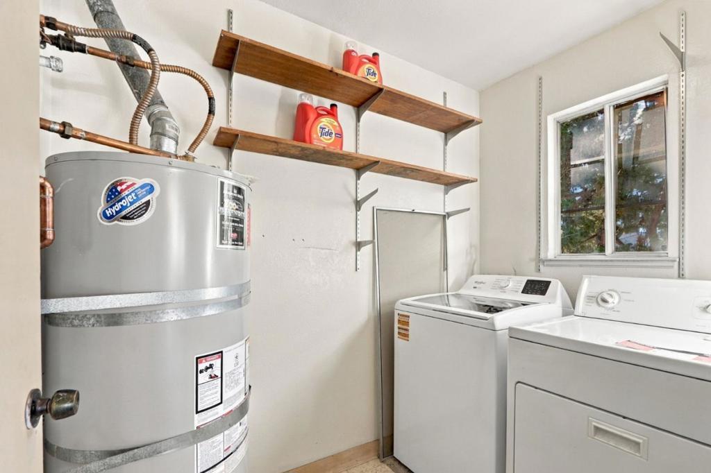 1035 Alta Mira Drive A Property Photo 22