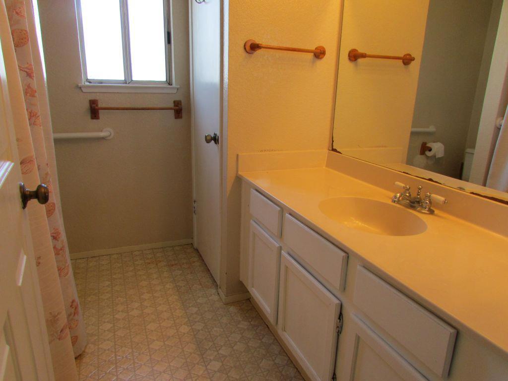 1725 Eastbrook Court Property Photo 10