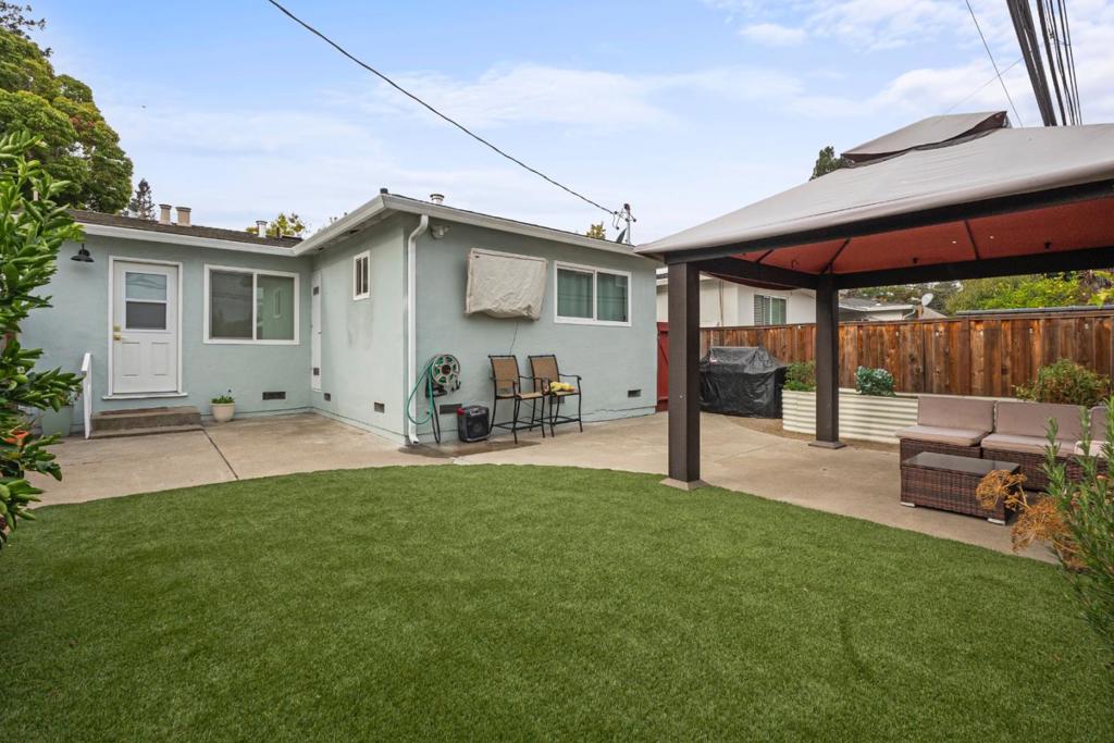 15551557 Ebener Street 1555 Property Photo 15
