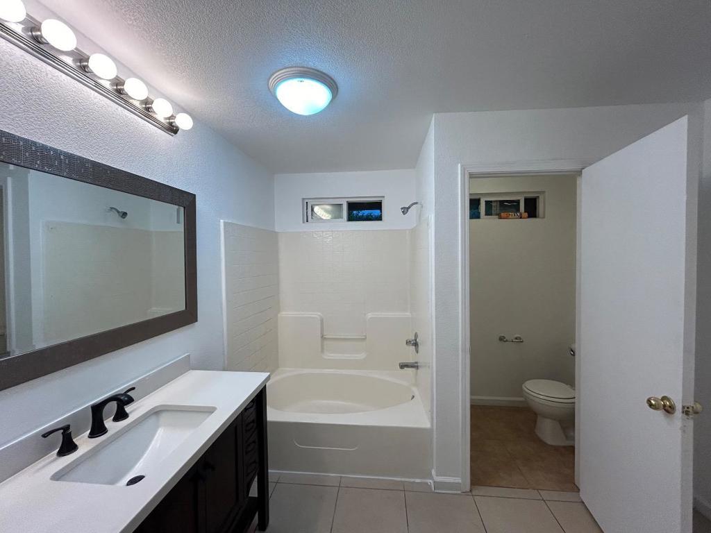 1035 Arbor Drive Property Photo 14