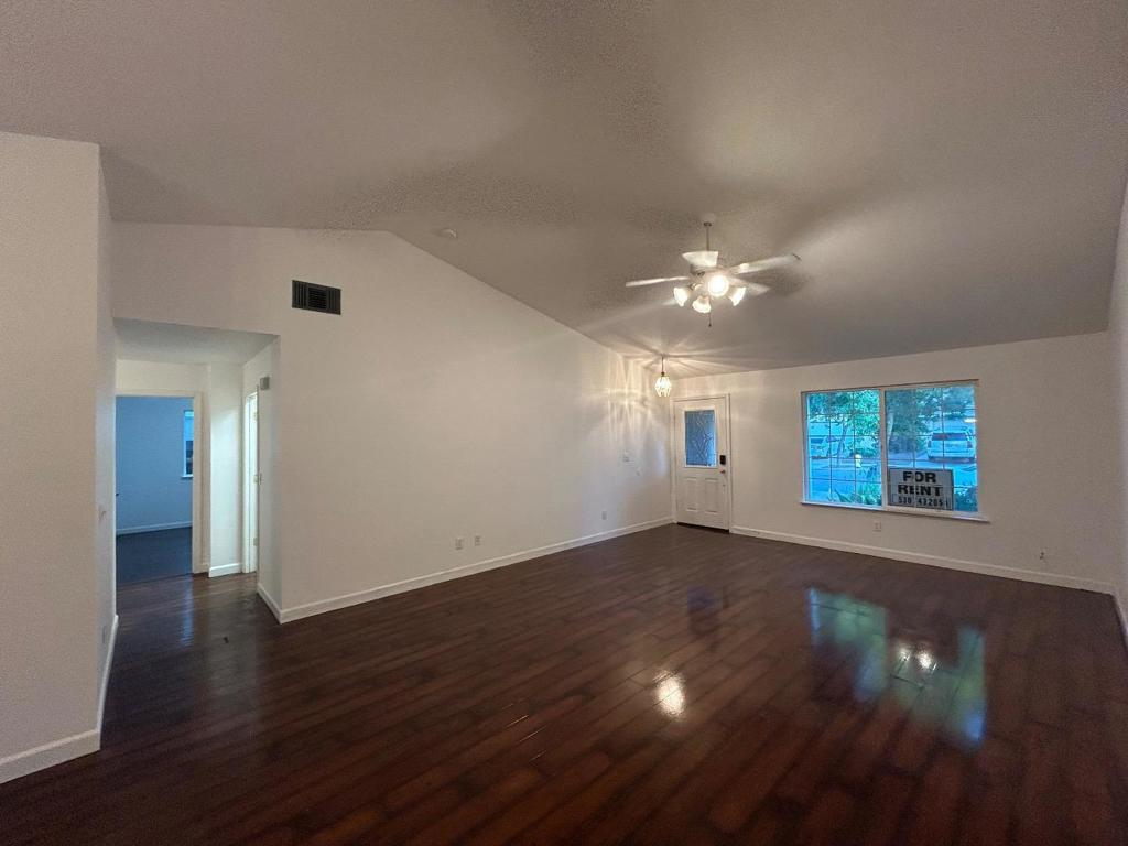 1035 Arbor Drive Property Photo 20
