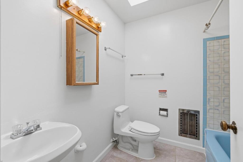 920 W El Camino Real Property Photo 15