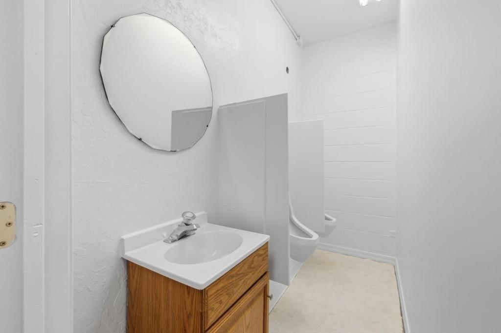 920 W El Camino Real Property Photo 17