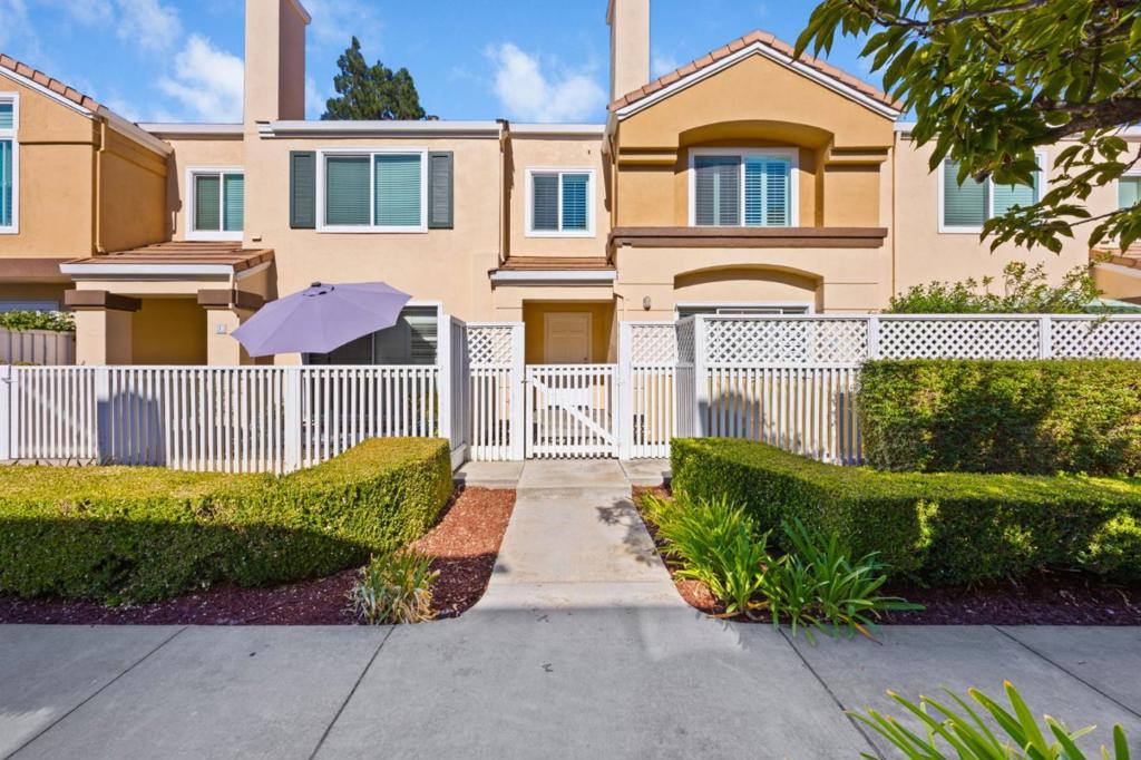 6953 Rodling Drive D Property Photo 1