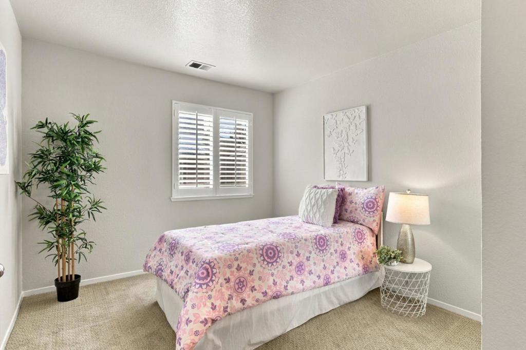 6953 Rodling Drive D Property Photo 20