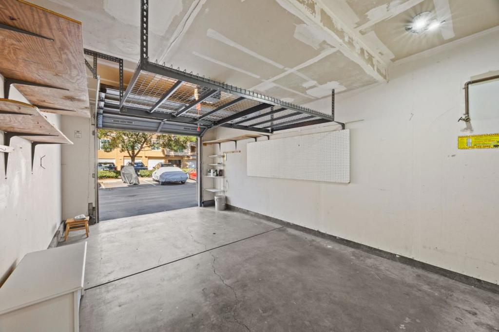 6953 Rodling Drive D Property Photo 24