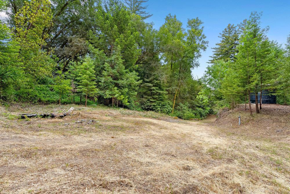 612 Nelson Road Property Photo 21