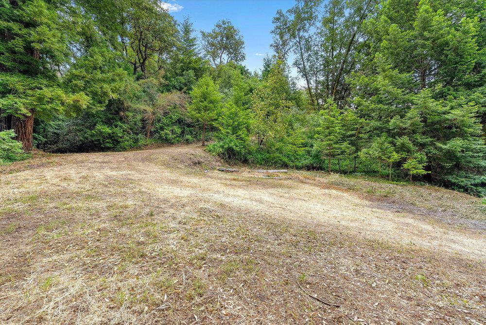 612 Nelson Road Property Photo 22