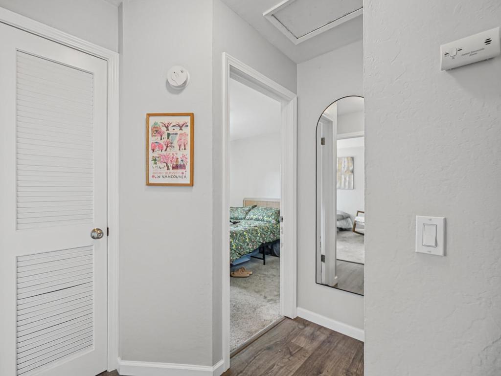513 Laverne Avenue Property Photo 44