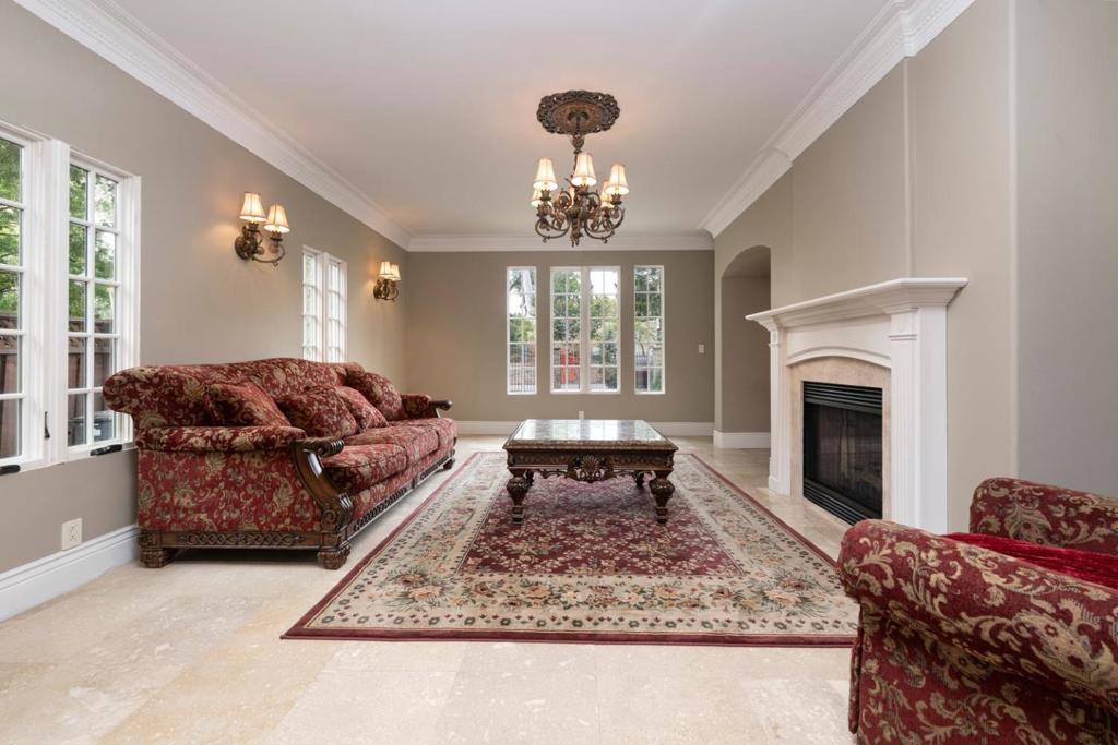 1512 Highway Road Property Photo 6