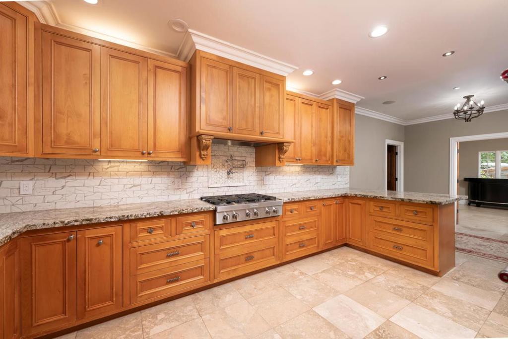 1512 Highway Road Property Photo 12